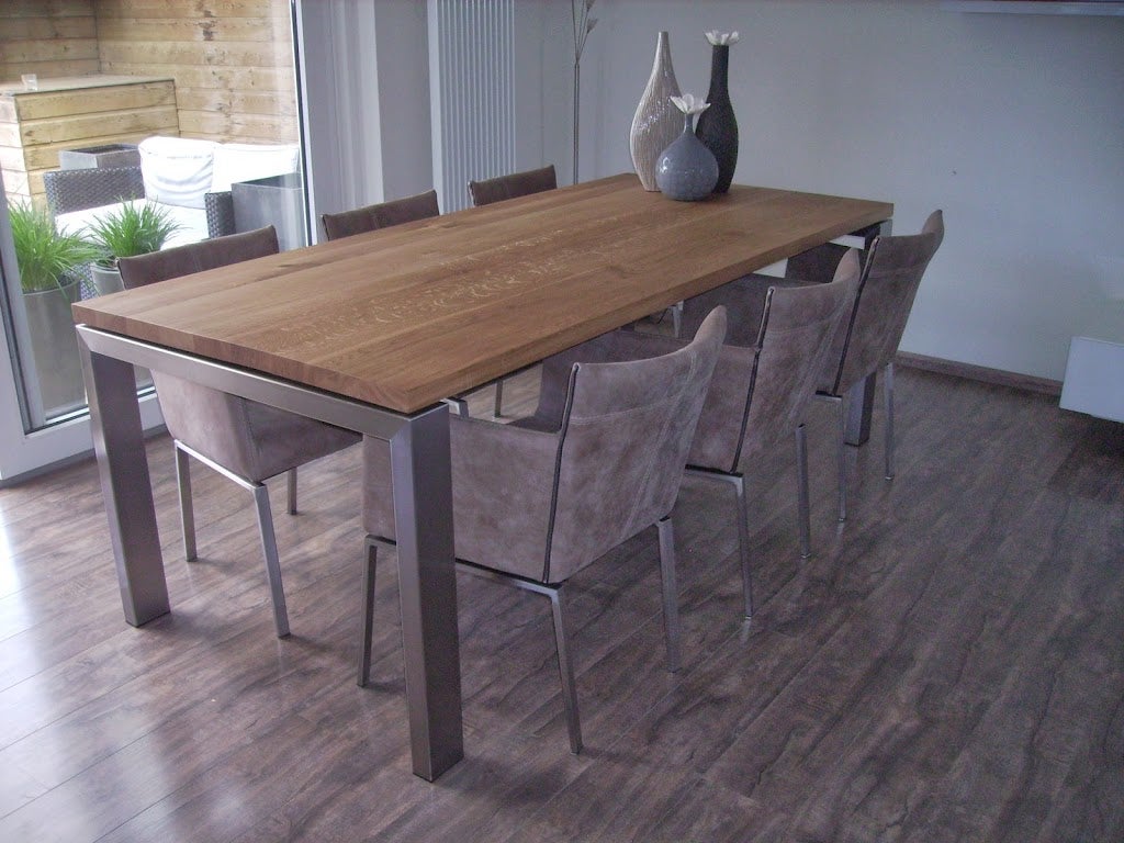 Vlak onderstel onder verstek gezaagd met een eikenbladvan 30mm