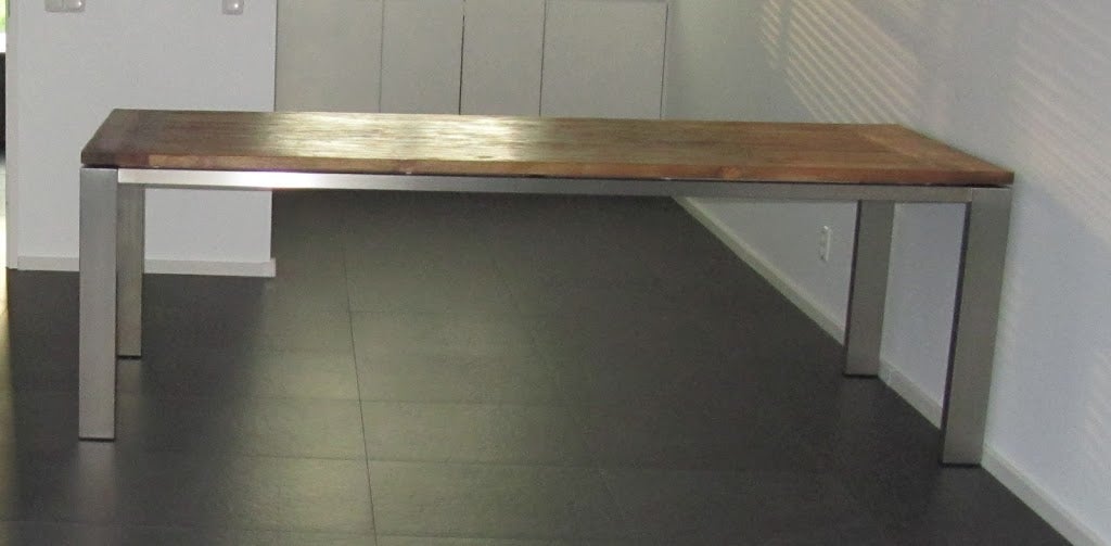 Zwevend vlakonderstel met koker 80x40.