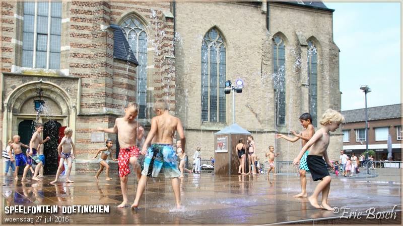 20160727-PlayfountainDoetinchem006-BM-1.jpg