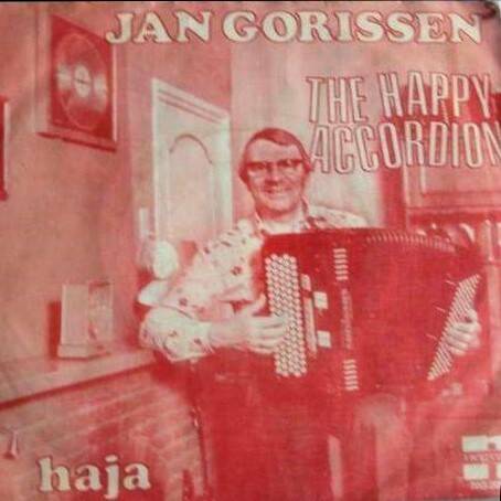 gorissenhappyacc_corrected-standard.jpg