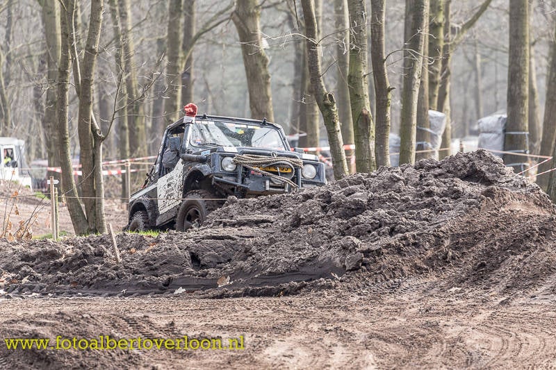 4x4rijdendoorANVT1.jpg