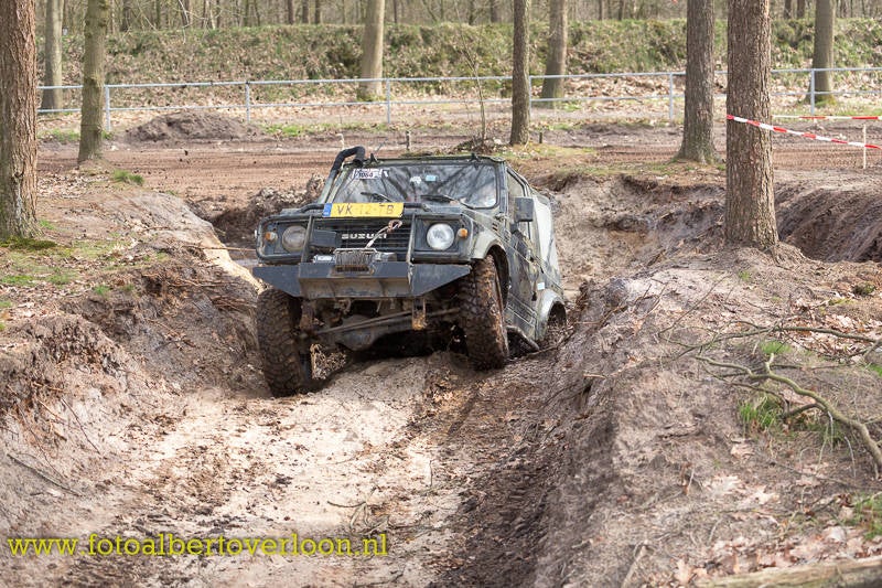 4x4rijdendoorANVT27.jpg