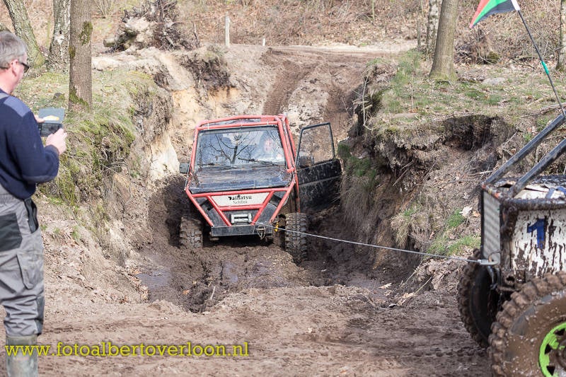 4x4rijdendoorANVT32.jpg