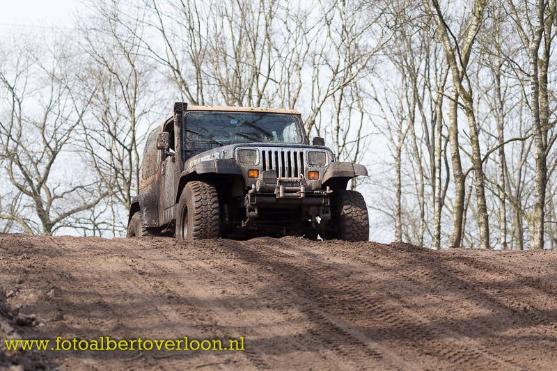 4x4rijdendoorANVT40.jpg