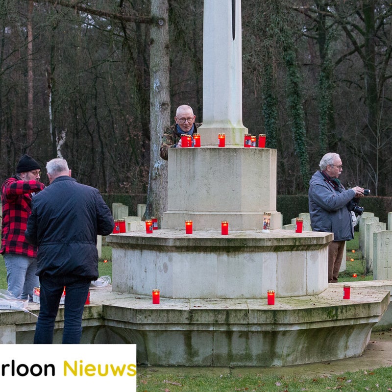 Lichtjesopoorlogsgraven24-12-2020-8.jpg