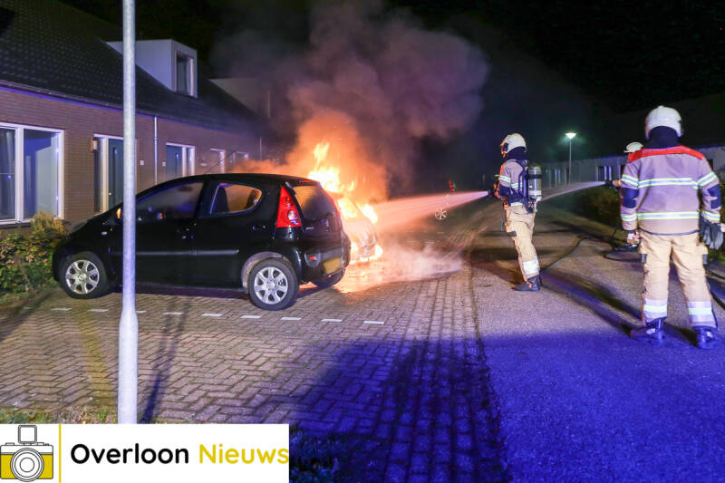 Autodoorbrandverwoest24-10-2020--5-1.jpg