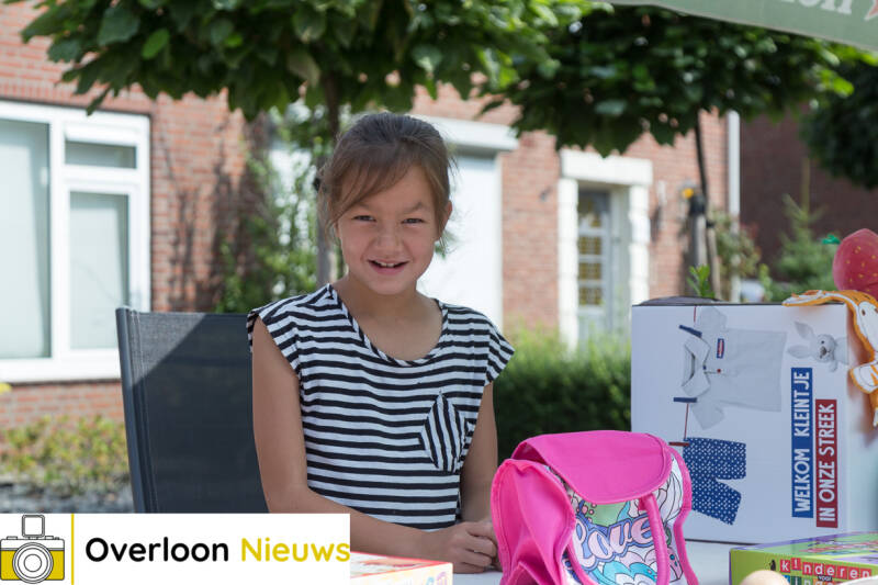 DeDeLonseKinderkleedjesmarktgrootsucces15-08-2020--19.jpg