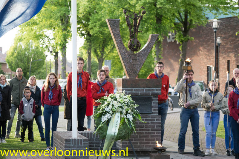 Dodenherdenking04-05-2019--41-1.jpg