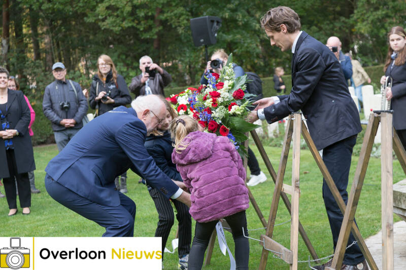 DriebijzonderemijlpaleninOverloon14-10-2021-49.jpg