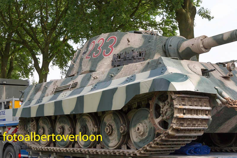 DuitsetankKonigstigergearriveerdOorlogsmuseum--2.jpg