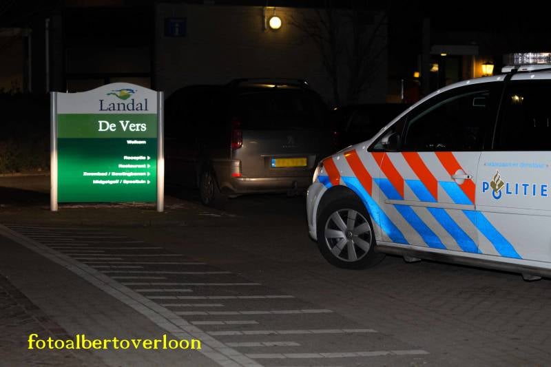 GewapendeovervaloprecreatieparkLandalDeVersinOverloon20-01-20162-5.jpg