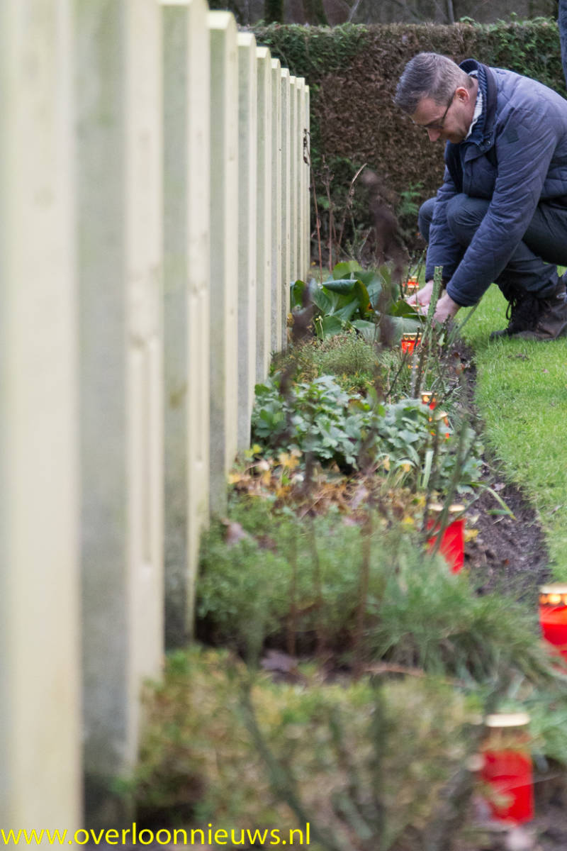 Lichtjesopoorlogsgraven24-12-2019-7.jpg