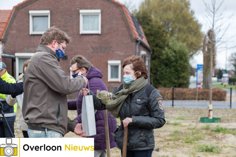 NazaatAnneFrankboomgeplant06-04-2021--13.jpg
