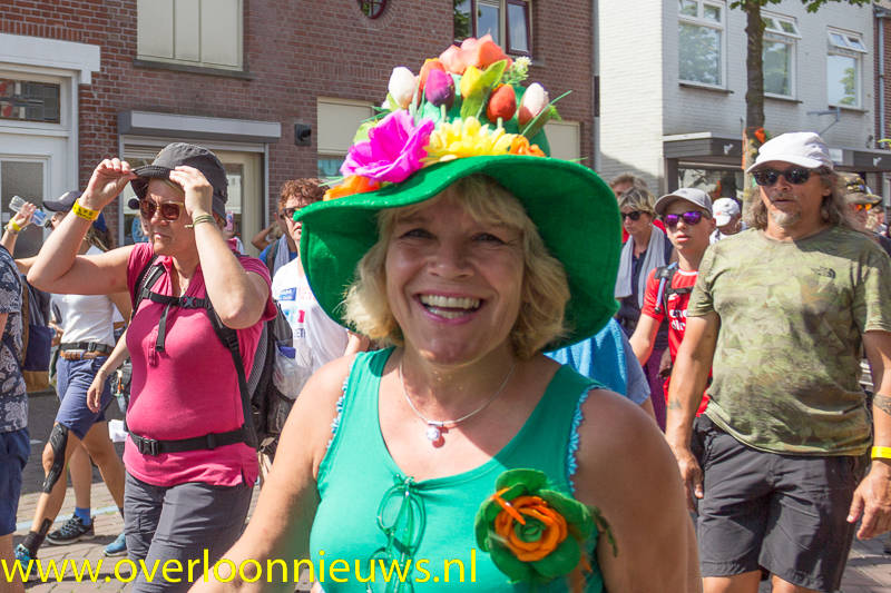NijmeegseVierdaagseinCuijk--110.jpg