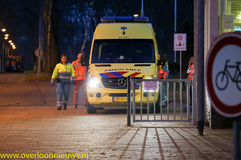 Politiemassaalopdebeenbijasielzoekerscentrum04-12-2018--1.jpg