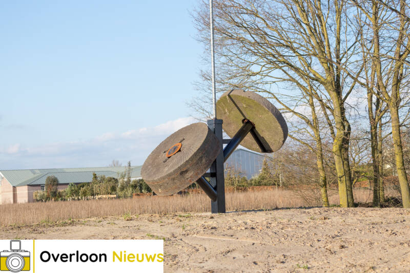 Realisatievanhetmonumentbijdeoudemolen26-03-2021--5-1.jpg