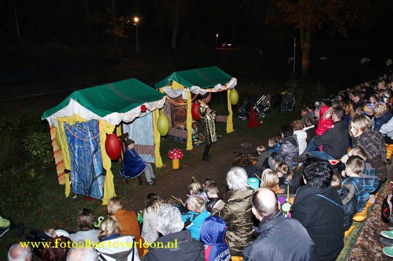 Sint-Maartenfeestoverloon09-11-201219.jpg