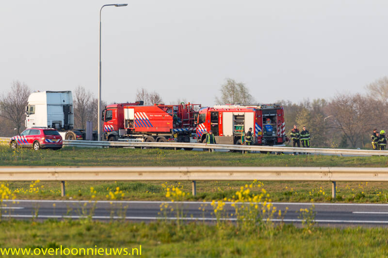 Vrachtwagentrailerinbrandopdeafrit7315-04-2019--6.jpg
