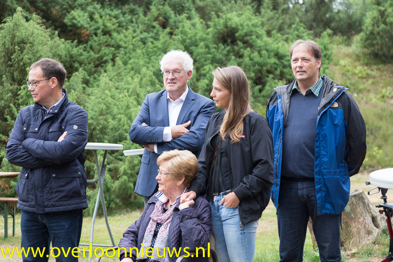 Zithoekalsherinneringofficieelgeopend--2.jpg