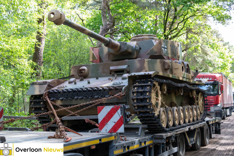 aankomst-voertuigen-voor-militracks-volop-bezig-15-05-2026-07-standard-jjr8gh.jpg