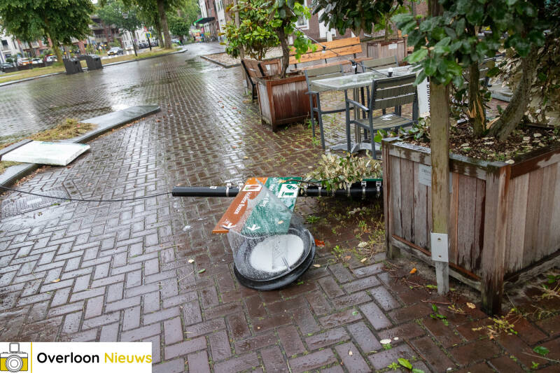 auto-botst-tegen-lantaarnpaal-na-stuurcorrectie-09-06-2026-03-standard.jpg