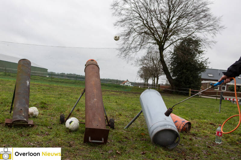 carbidschieten-door-carbidhelden-loe-n-31-12-2024-27-standard.jpg