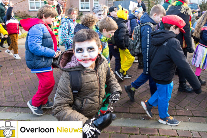 carnavaloptochtjosefschool25-02-2022--19.jpg