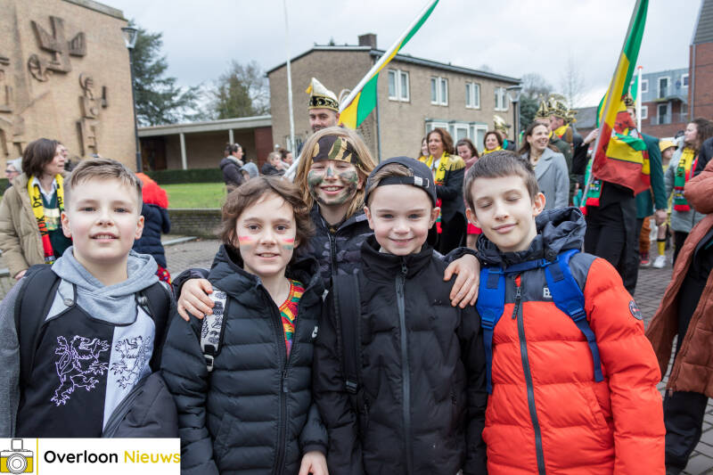 carnavalsfeest-barst-los-op-kindcentrum-t-loont-28-02-2025-28-standard.jpg