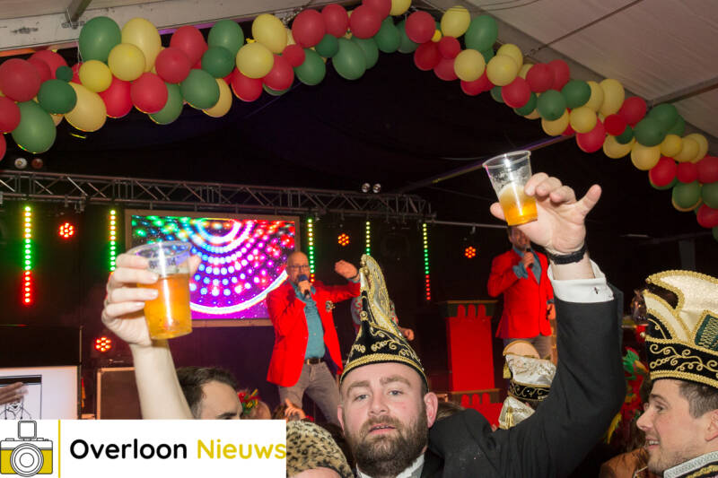 carnavalsfeestinhuibuukeland26-02-2022---71.jpg