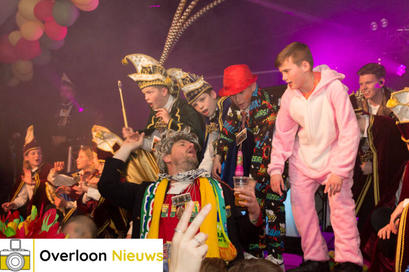 carnavalsfeestinhuibuukeland26-02-2022---99.jpg