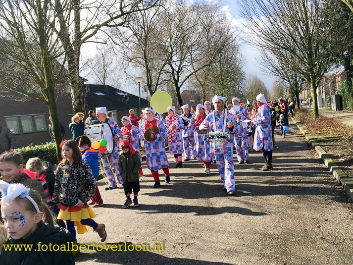 carnavalsoptochtJosefschool19.jpg