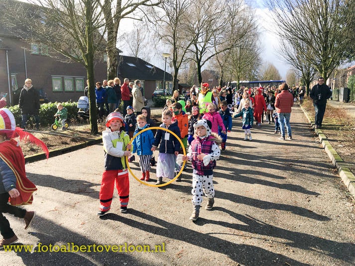 carnavalsoptochtJosefschool22.jpg