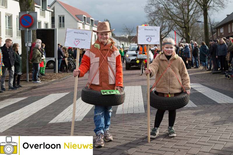 carnavalsoptochtkleurrijkenvrolijk19-02-2023--21.jpg