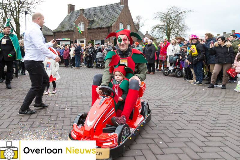 carnavalsoptochtkleurrijkenvrolijk19-02-2023--53.jpg