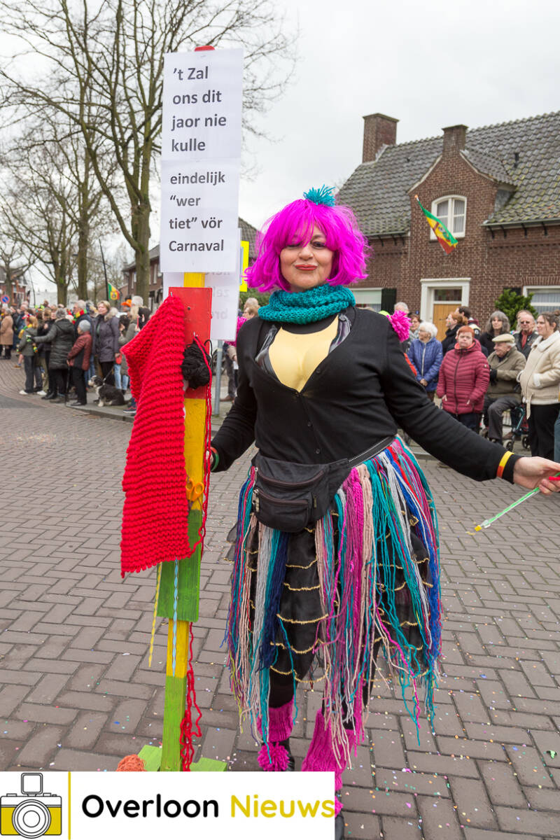 carnavalsoptochtkleurrijkenvrolijk19-02-2023--68.jpg
