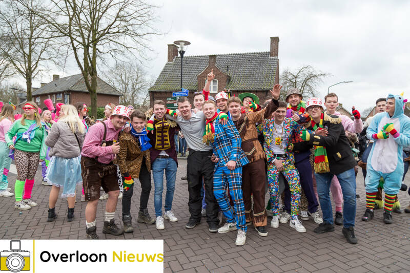 carnavalsoptochtkleurrijkenvrolijk19-02-2023--74.jpg