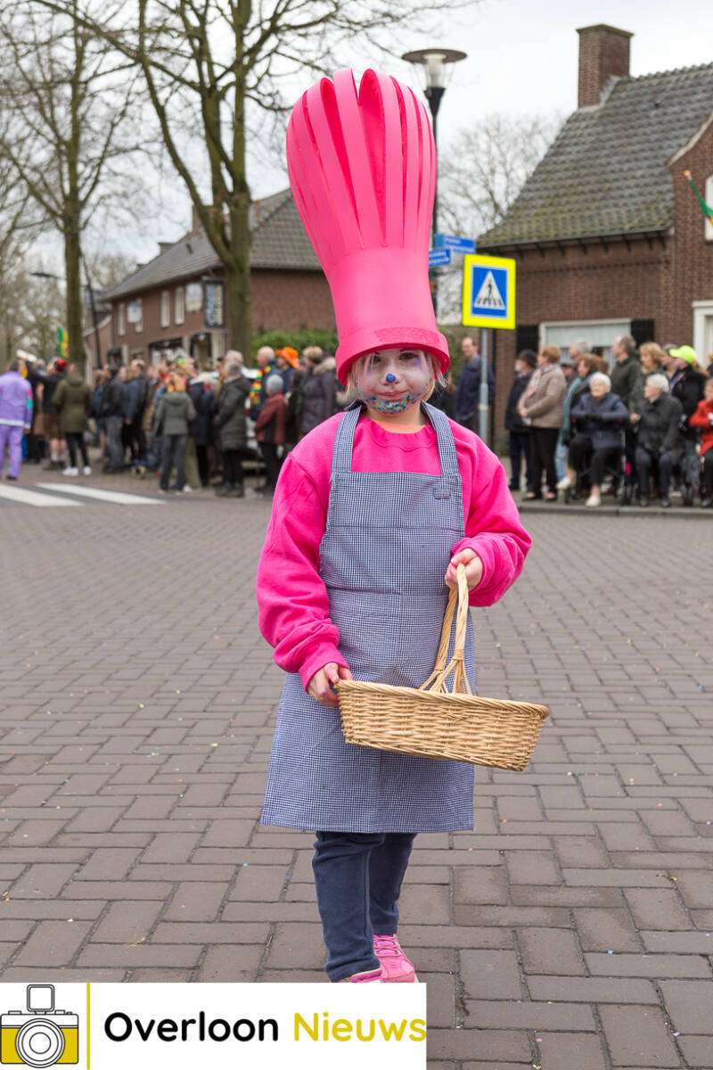 carnavalsoptochtkleurrijkenvrolijk19-02-2023--80.jpg