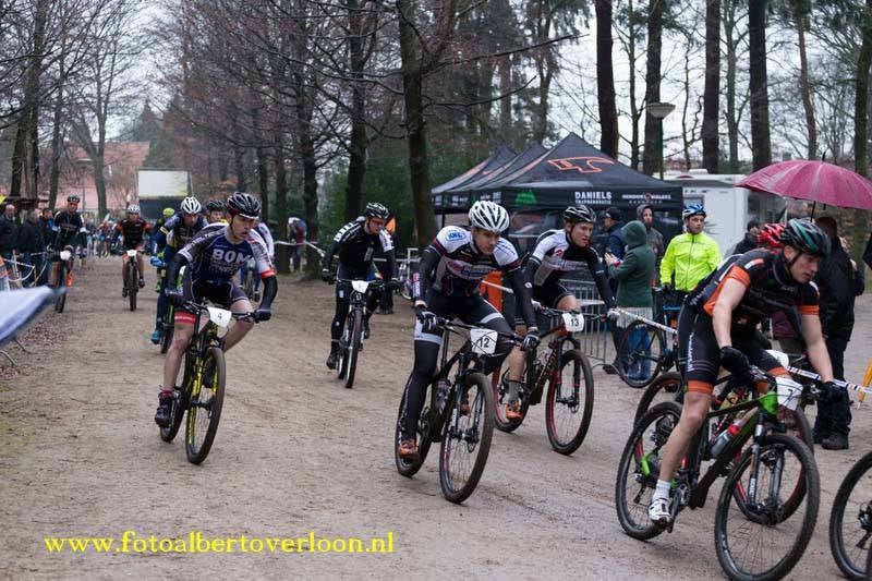 cyclocrossInhetmuseumparkinoverloon24-01-20165.jpg