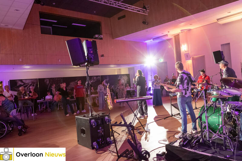 de-goeie-boel-zorgt-voor-avond-vol-muziek-zang-en-nostalgie-05-09-2026-72-standard.jpg