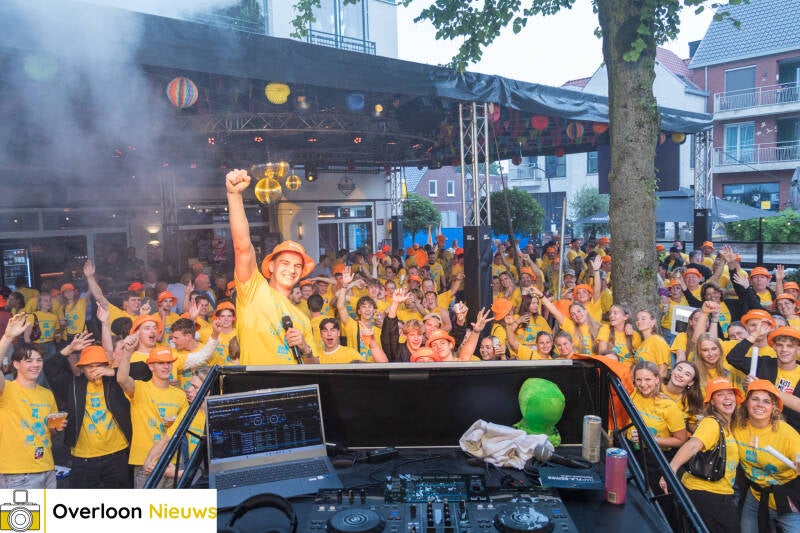 de-lo-nse-kroegentocht-groot-succes-18-06-2026-238-standard-odq3eo.jpg