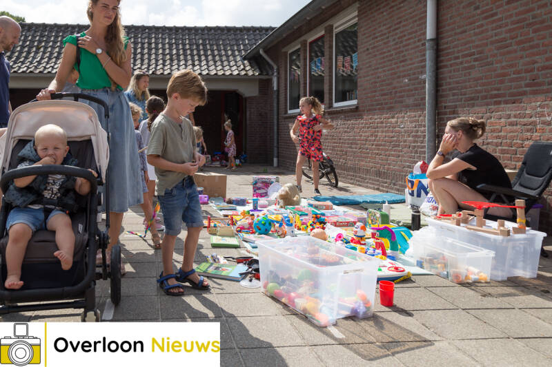 delonsekinderkleedjesmarkt20-08-2022--6.jpg
