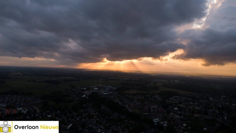 donkere-wolken-trekken-over-overloon-26-07-2026-1-standard.jpg