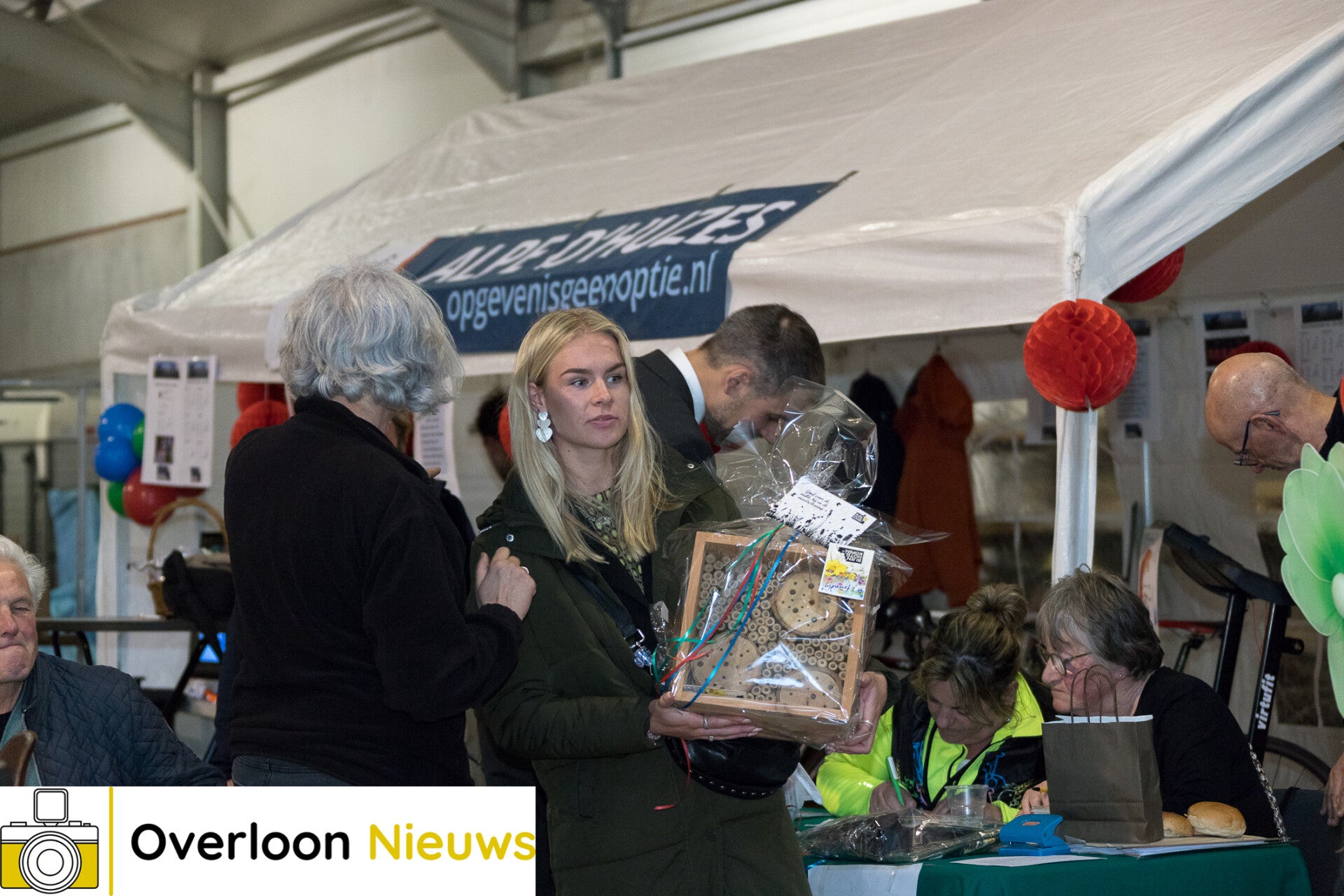 dorpsfestival-overloon-een-dag-vol-vermaak-en-activiteiten-ten-behoeve-van-de-alpe-d-huzes-01-04-2024-188-standard.jpg