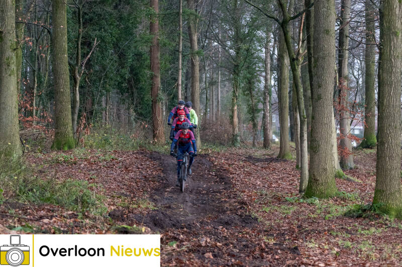 eerstefietsersnieuwemountainbikerouteuitgetest29-12-2023-17.jpg