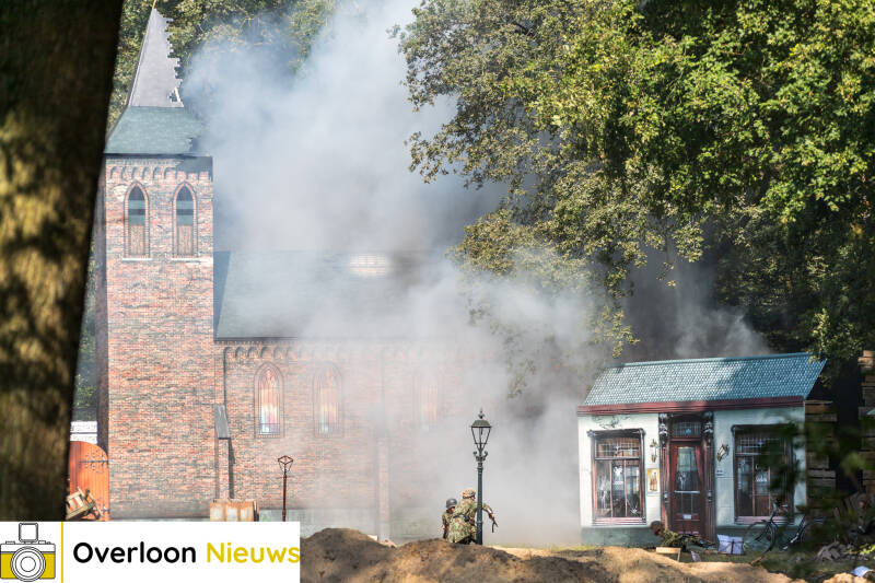 eyewitness-event-brengt-tweede-wereldoorlog-tot-leven-met-indrukwekkende-re-enactments-31-08-2024-014-standard-i5d4ve.jpg