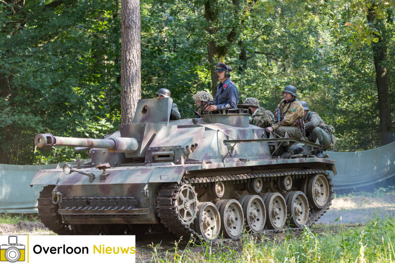 eyewitness-event-brengt-tweede-wereldoorlog-tot-leven-met-indrukwekkende-re-enactments-31-08-2024-042-standard-k63l3r.jpg