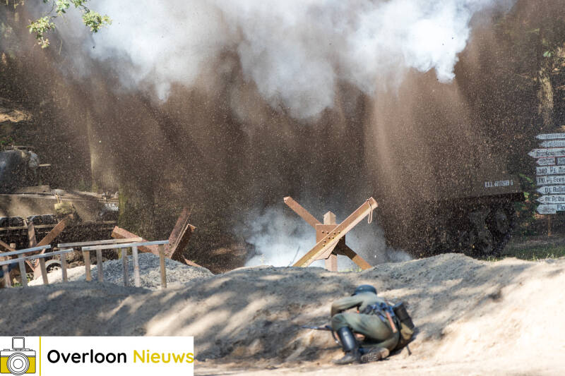 eyewitness-event-brengt-tweede-wereldoorlog-tot-leven-met-indrukwekkende-re-enactments-31-08-2024-047-standard-6vq4l9.jpg