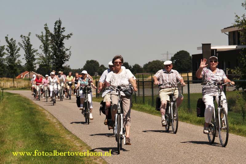 fietsvierdaagseVenraydooroverloon24-07-20123.jpg