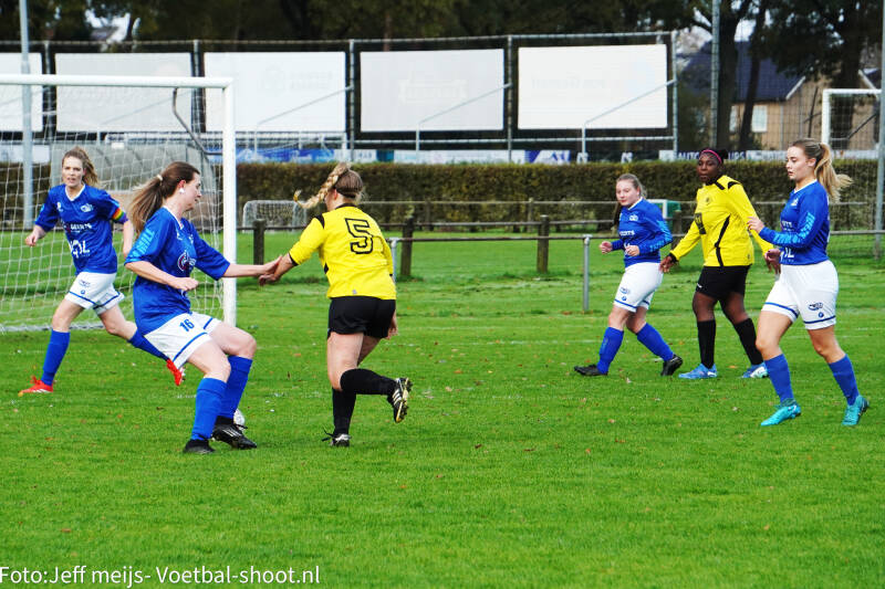 foto_jeff-meijs-voetbal-shoot-nl-18-standard.jpg
