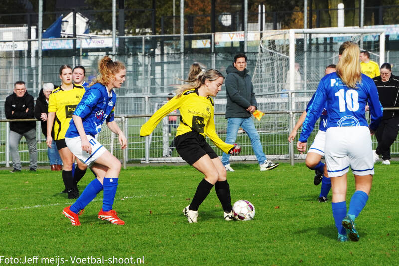 foto_jeff-meijs-voetbal-shoot-nl-38-standard.jpg